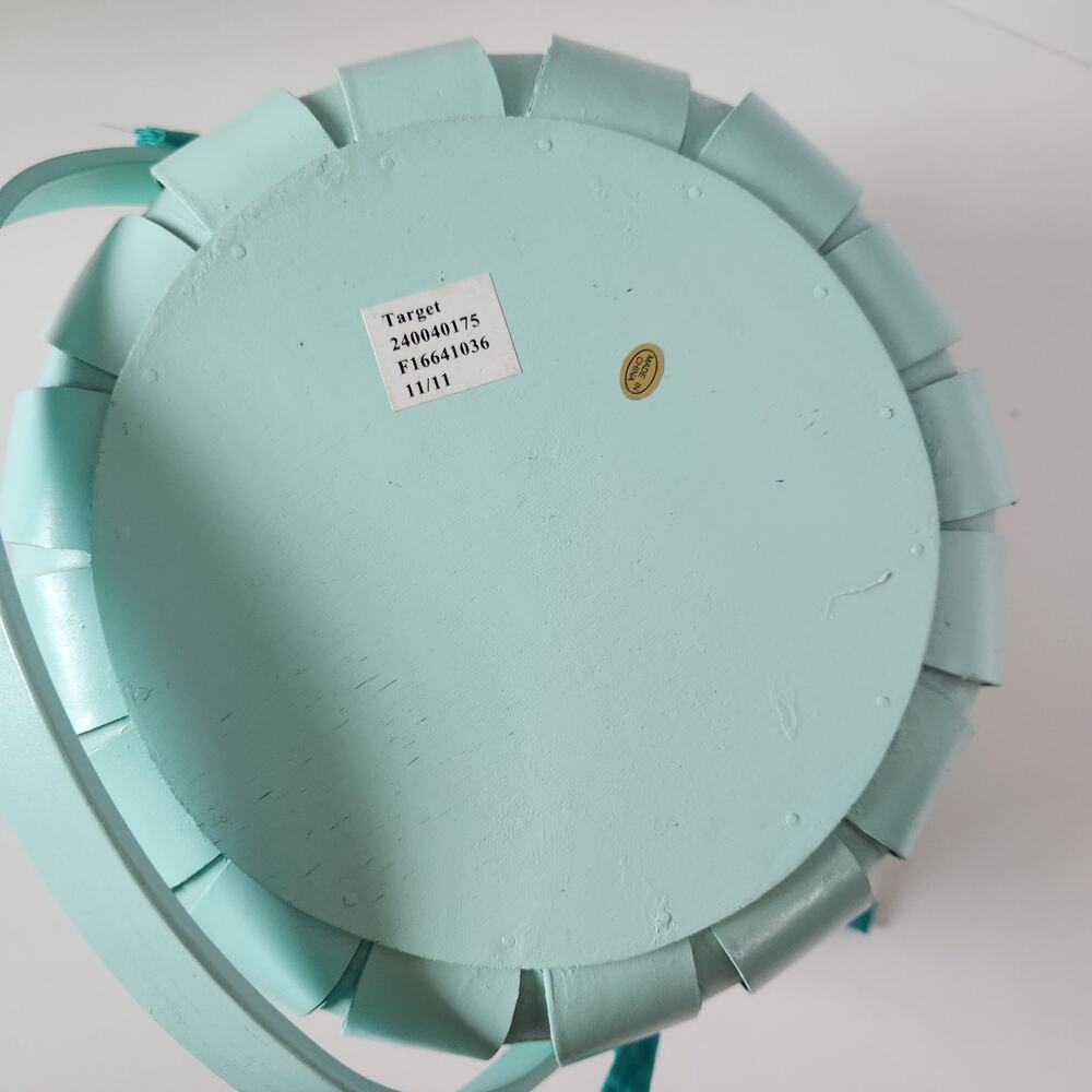 Pastel Blue 9.5" Easter Basket With Handle Green Fabric Liner Spring Deco Basket - Picture 5 of 6